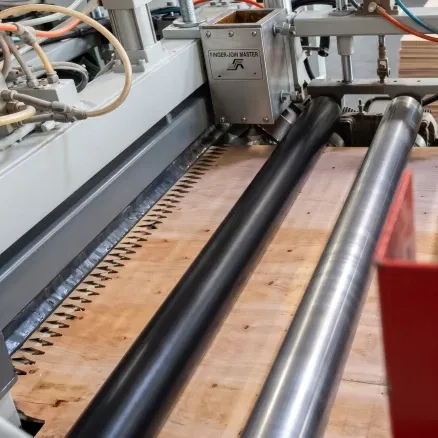Veneer Setting Line — Finger Joint Glue Application